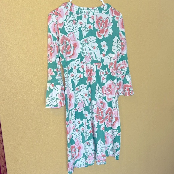 Lilly Pulitzer Bell Sleeve V-Neck Dress Small - Picture 5 of 8